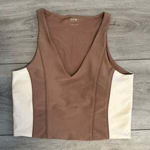 YPB Your Personal Best sculptLUX Curve Love V-Neck Colorblock Crop Tank Top